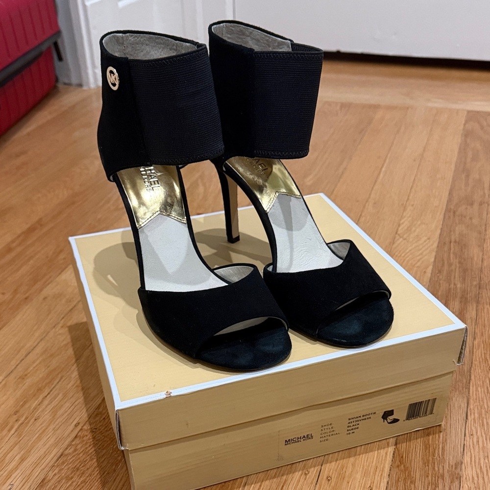Michael Kors Black and Gold Women's Sivian Bootie Suede Heels - 10